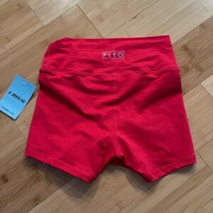 NWT fleo crossband high rise shorts
